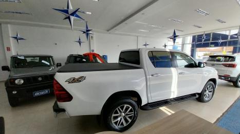 TOYOTA Hilux Caminhonete 2.8 16V 4P SRX DIESEL CABINE DUPLA, Foto 4