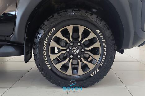 TOYOTA Hilux Caminhonete 2.8 16V GR SPORT 4X4 TURBO DIESEL CABINE DUPLA AUTOMTICO, Foto 16