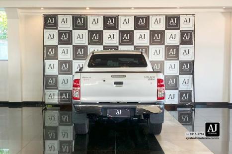 TOYOTA Hilux Caminhonete 3.0 4P 4X4 SRV TURBO DIESEL CABINE DUPLA AUTOMTICO, Foto 7