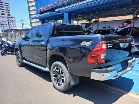 TOYOTA Hilux Caminhonete 2.8 16V SRX LIMITED 4X4 TURBO DIESEL CABINE DUPLA AUTOMTICO, Foto 7