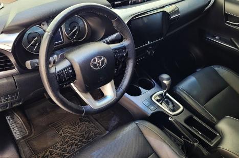 TOYOTA Hilux Caminhonete 2.8 16V 4P SRX DIESEL CABINE DUPLA, Foto 9