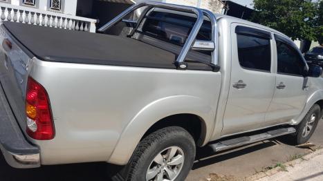 TOYOTA Hilux Caminhonete 2.7 16V 4P SR FLEX CABINE DUPLA, Foto 4