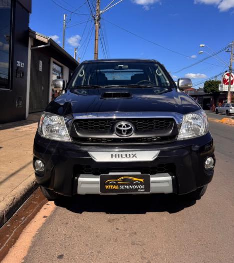 TOYOTA Hilux Caminhonete 3.0 4P 4X4 SRV TURBO DIESEL CABINE DUPLA AUTOMTICO, Foto 1