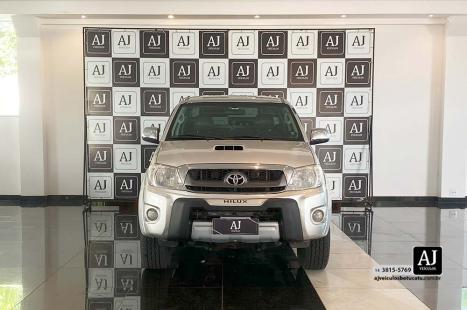 TOYOTA Hilux Caminhonete 3.0 4P 4X4 SRV TURBO DIESEL CABINE DUPLA AUTOMTICO, Foto 2