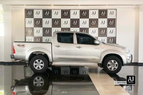 TOYOTA Hilux Caminhonete 3.0 4P 4X4 SRV TURBO DIESEL CABINE DUPLA AUTOMTICO, Foto 4