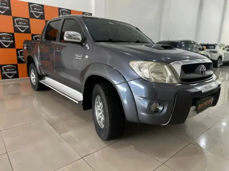 TOYOTA Hilux Caminhonete 3.0 4P 4X4 SRV TURBO DIESEL CABINE DUPLA AUTOMTICO, Foto 3