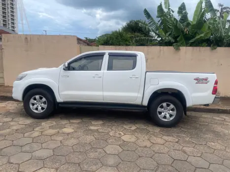 TOYOTA Hilux Caminhonete 3.0 4P 4X4 SRV TURBO DIESEL CABINE DUPLA AUTOMTICO, Foto 5