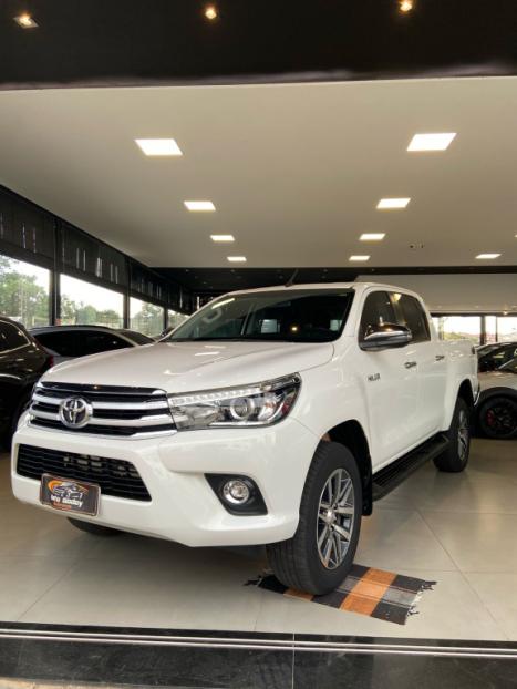 TOYOTA Hilux Caminhonete 2.8 16V SRX 4X4 DIESEL CABINE DUPLA AUTOMTICO, Foto 2