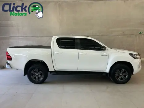 TOYOTA Hilux Caminhonete 2.8 16V 4P SR 4X4 DIESEL CHALLENGE CABINE DUPLA AUTOMTICO, Foto 7