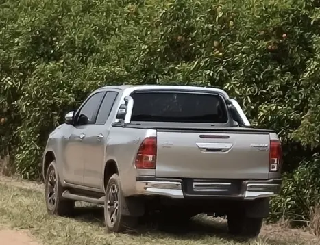 TOYOTA Hilux Caminhonete 2.8 16V SRV 4X4 DIESEL CABINE DUPLA AUTOMTICO, Foto 6