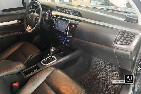 TOYOTA Hilux Caminhonete 2.8 16V SRX 4X4 DIESEL CABINE DUPLA AUTOMTICO, Foto 11