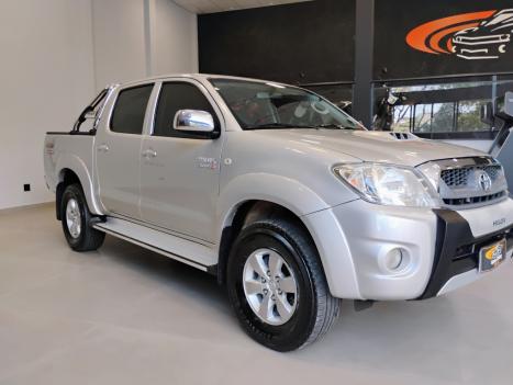 TOYOTA Hilux Caminhonete 3.0 4P 4X4 SRV TURBO DIESEL CABINE DUPLA AUTOMTICO, Foto 2