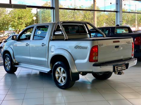TOYOTA Hilux Caminhonete 3.0 4P 4X4 SRV TURBO DIESEL CABINE DUPLA, Foto 4