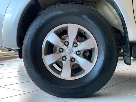 TOYOTA Hilux Caminhonete 3.0 4P 4X4 SRV TURBO DIESEL CABINE DUPLA, Foto 13