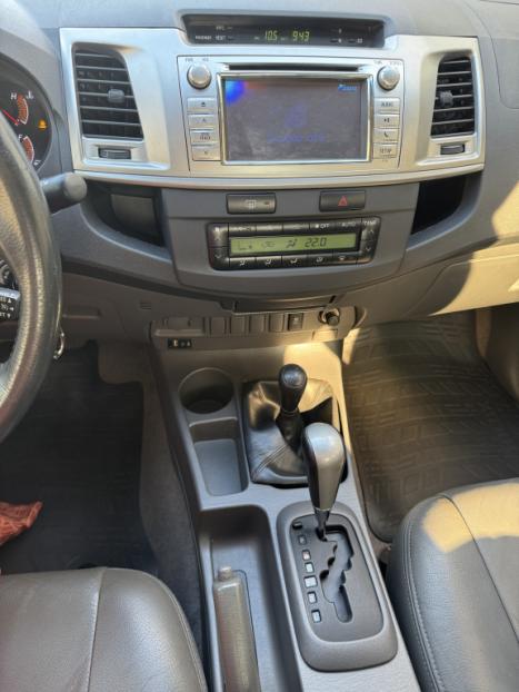 TOYOTA Hilux Caminhonete 3.0 16V 4P 4X4 SRV TURBO DIESEL CABINE DUPLA AUTOMTICO, Foto 5