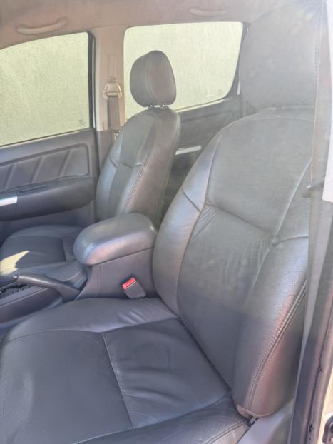 TOYOTA Hilux Caminhonete 3.0 16V 4P 4X4 SRV TURBO DIESEL CABINE DUPLA AUTOMTICO, Foto 6
