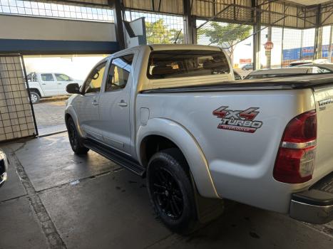 TOYOTA Hilux Caminhonete 3.0 16V 4P 4X4 SRV TURBO DIESEL CABINE DUPLA AUTOMTICO, Foto 9