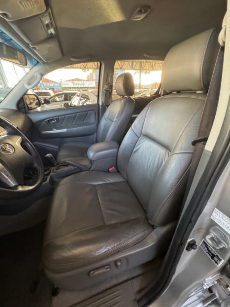 TOYOTA Hilux Caminhonete 3.0 16V 4P 4X4 SRV TURBO DIESEL CABINE DUPLA AUTOMTICO, Foto 10