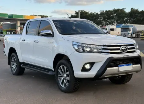 TOYOTA Hilux Caminhonete 2.8 16V SRX 4X4 TURBO DIESEL CABINE DUPLA AUTOMTICO, Foto 2