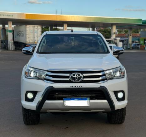 TOYOTA Hilux Caminhonete 2.8 16V SRX 4X4 TURBO DIESEL CABINE DUPLA AUTOMTICO, Foto 3