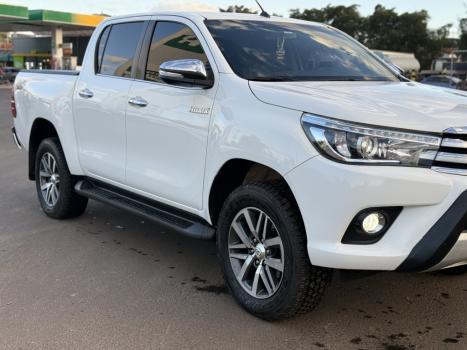 TOYOTA Hilux Caminhonete 2.8 16V SRX 4X4 TURBO DIESEL CABINE DUPLA AUTOMTICO, Foto 5