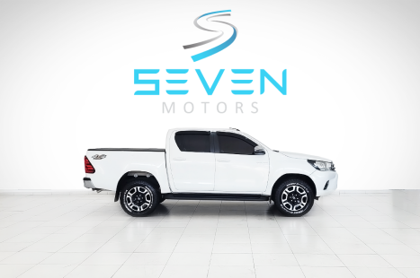 TOYOTA Hilux Caminhonete 2.8 16V SRV 4X4 DIESEL CABINE DUPLA AUTOMTICO, Foto 4
