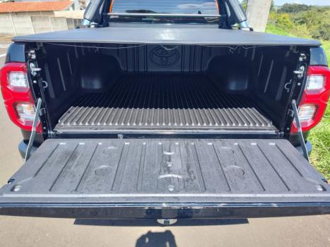 TOYOTA Hilux Caminhonete 2.8 16V SRX 4X4 TURBO DIESEL CABINE DUPLA AUTOMTICO, Foto 9