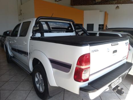 TOYOTA Hilux Caminhonete 2.7 16V 4P SRV FLEX 4X4  CABINE DUPLA AUTOMTICO, Foto 6