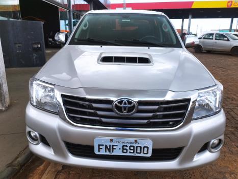 TOYOTA Hilux Caminhonete 3.0 4P 4X4 SRV TURBO DIESEL CABINE DUPLA AUTOMTICO, Foto 11
