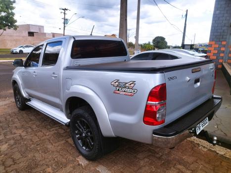 TOYOTA Hilux Caminhonete 3.0 4P 4X4 SRV TURBO DIESEL CABINE DUPLA AUTOMTICO, Foto 14