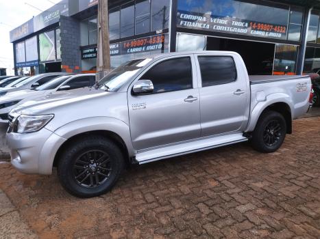 TOYOTA Hilux Caminhonete 3.0 4P 4X4 SRV TURBO DIESEL CABINE DUPLA AUTOMTICO, Foto 15