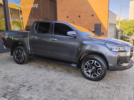 TOYOTA Hilux Caminhonete 2.8 16V SRX 4X4 DIESEL CABINE DUPLA AUTOMTICO, Foto 2
