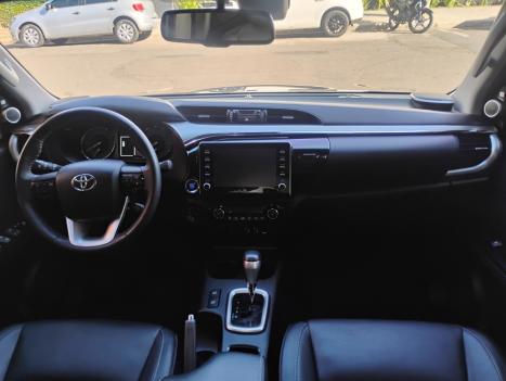 TOYOTA Hilux Caminhonete 2.8 16V SRX 4X4 DIESEL CABINE DUPLA AUTOMTICO, Foto 12