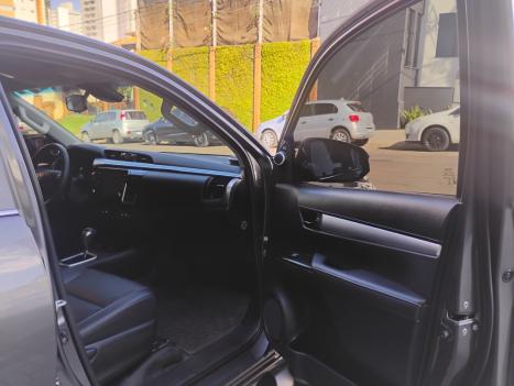 TOYOTA Hilux Caminhonete 2.8 16V SRX 4X4 DIESEL CABINE DUPLA AUTOMTICO, Foto 18