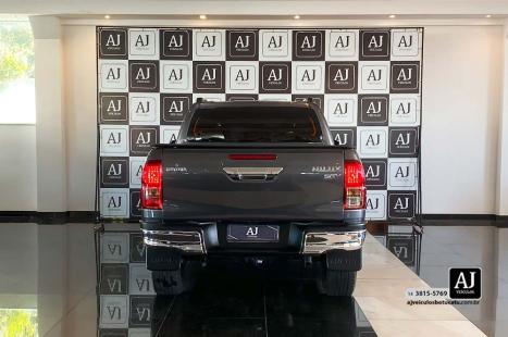 TOYOTA Hilux Caminhonete 2.7 16V 4P SRV FLEX CABINE DUPLA AUTOMTICO, Foto 7