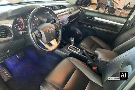 TOYOTA Hilux Caminhonete 2.7 16V 4P SRV FLEX CABINE DUPLA AUTOMTICO, Foto 9