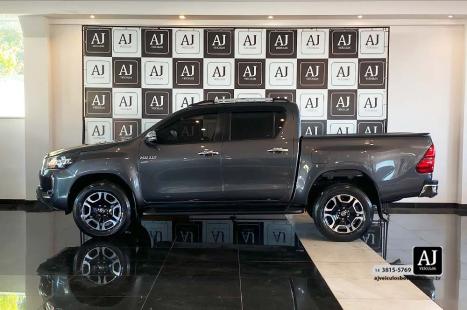TOYOTA Hilux Caminhonete 2.7 16V 4P SRV FLEX CABINE DUPLA AUTOMTICO, Foto 5