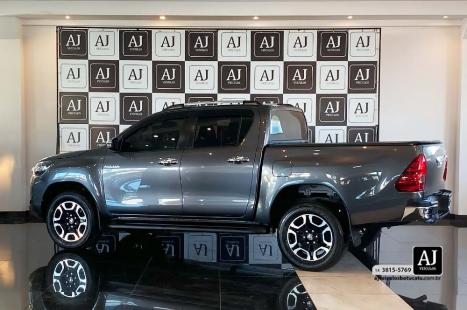 TOYOTA Hilux Caminhonete 2.7 16V 4P SRV FLEX CABINE DUPLA AUTOMTICO, Foto 6