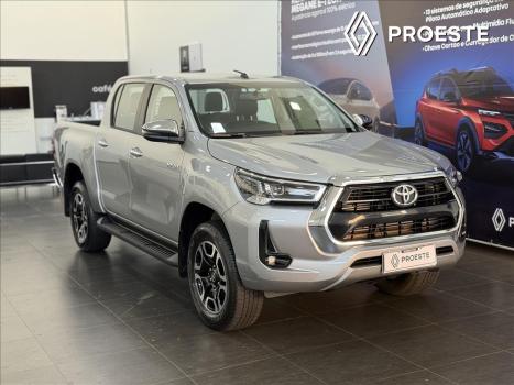 TOYOTA Hilux Caminhonete 2.8 16V SRV 4X4 DIESEL CABINE DUPLA AUTOMTICO, Foto 1