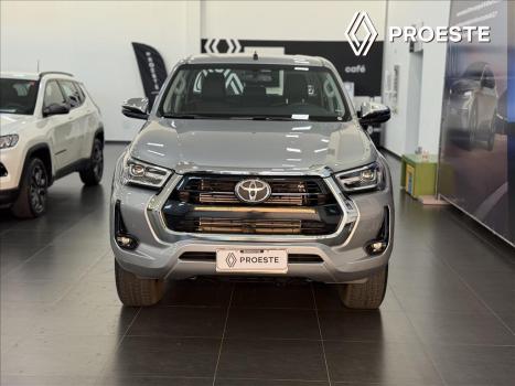 TOYOTA Hilux Caminhonete 2.8 16V SRV 4X4 DIESEL CABINE DUPLA AUTOMTICO, Foto 2