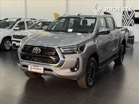 TOYOTA Hilux Caminhonete 2.8 16V SRV 4X4 DIESEL CABINE DUPLA AUTOMTICO, Foto 3