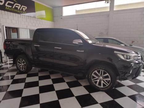 TOYOTA Hilux Caminhonete 2.8 16V SRX 4X4 DIESEL CABINE DUPLA AUTOMTICO, Foto 2