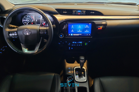 TOYOTA Hilux Caminhonete 2.8 16V SRV 4X4 DIESEL CABINE DUPLA AUTOMTICO, Foto 10