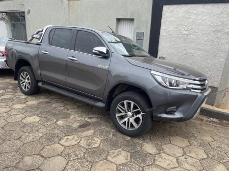 TOYOTA Hilux Caminhonete 2.8 16V SRX 4X4 TURBO DIESEL CABINE DUPLA AUTOMTICO, Foto 3