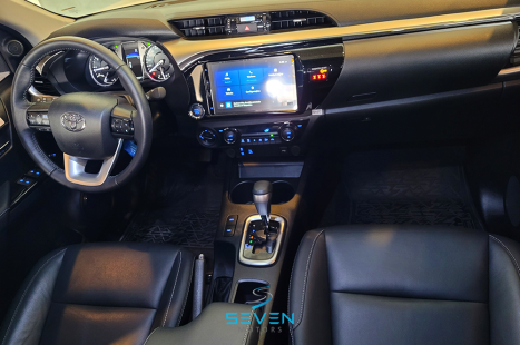 TOYOTA Hilux Caminhonete 2.8 16V SRV 4X4 DIESEL CABINE DUPLA AUTOMTICO, Foto 11