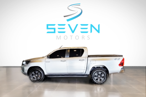 TOYOTA Hilux Caminhonete 2.8 16V 4P SR 4X4 DIESEL CABINE DUPLA AUTOMTICO, Foto 5