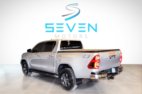 TOYOTA Hilux Caminhonete 2.8 16V 4P SR 4X4 DIESEL CABINE DUPLA AUTOMTICO, Foto 6