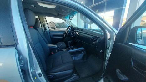 TOYOTA Hilux Caminhonete 2.8 4P 4X4 DIESEL CABINE DUPLA, Foto 4