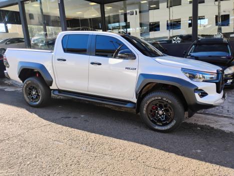 TOYOTA Hilux Caminhonete 2.8 16V GR SPORT 4X4 TURBO DIESEL CABINE DUPLA AUTOMTICO, Foto 2