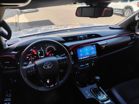 TOYOTA Hilux Caminhonete 2.8 16V GR SPORT 4X4 TURBO DIESEL CABINE DUPLA AUTOMTICO, Foto 11